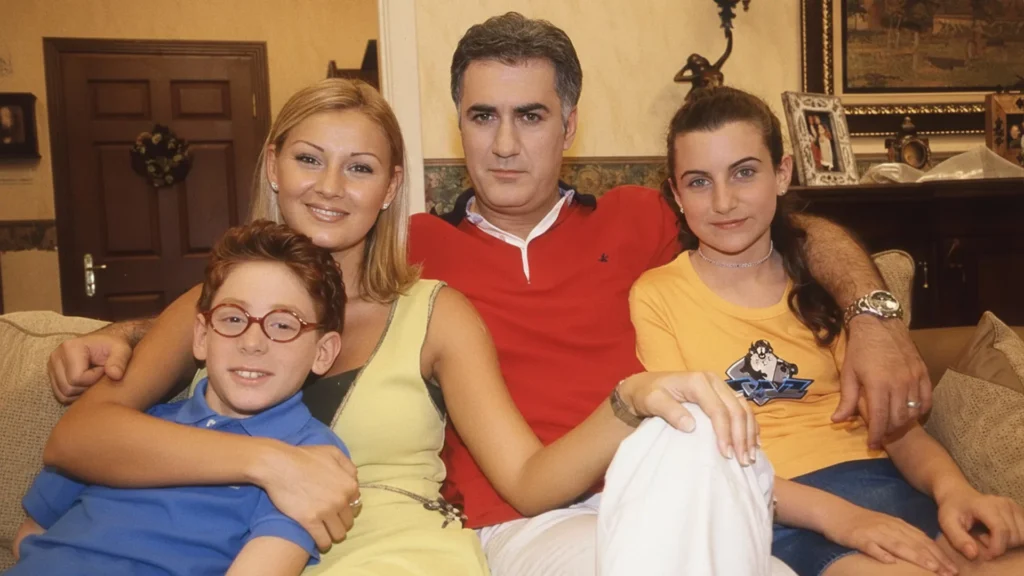 Cocuklar Duymasin Turkish comedy series scene